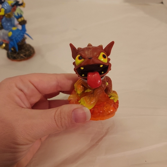 Lot of FIVE (5) Activision Skylanders Giants 2012 Action Figure Toys - Picture 14 of 16